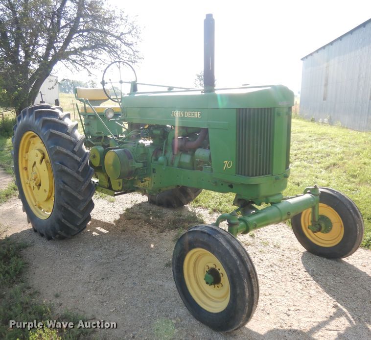 image for item KU9533 John Deere 70  tractor