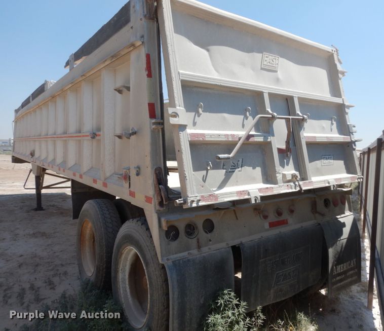 image for item DC2031 1989 East  end dump trailer