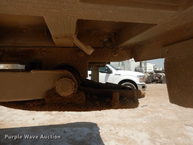 image for item DC2031 1989 East  end dump trailer