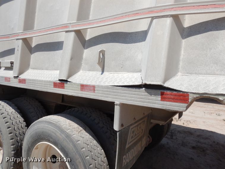 image for item DC2031 1989 East  end dump trailer