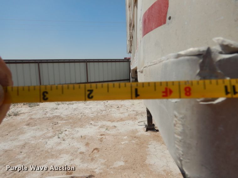 image for item DC2031 1989 East  end dump trailer