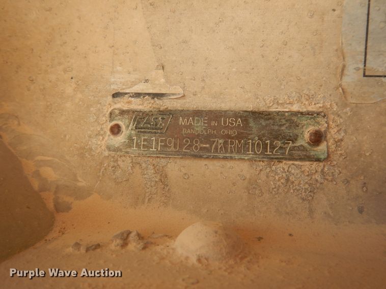 image for item DC2031 1989 East  end dump trailer