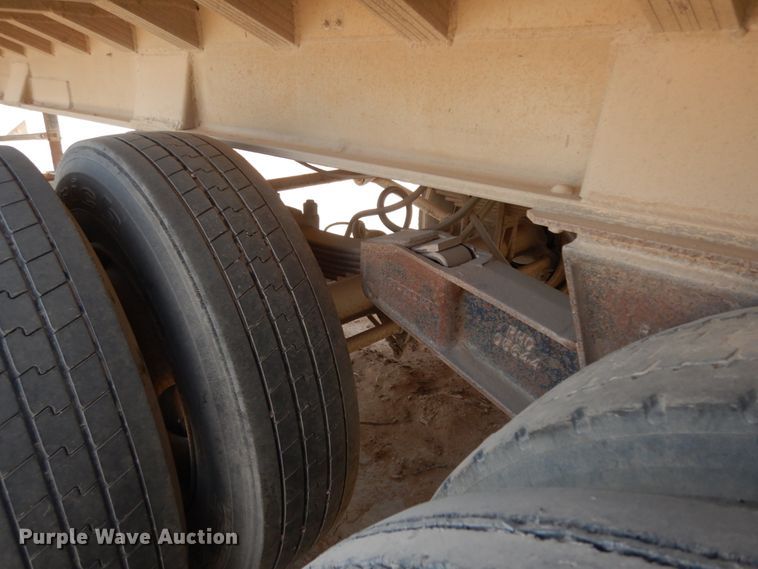 image for item DC2032 1988 East  end dump trailer