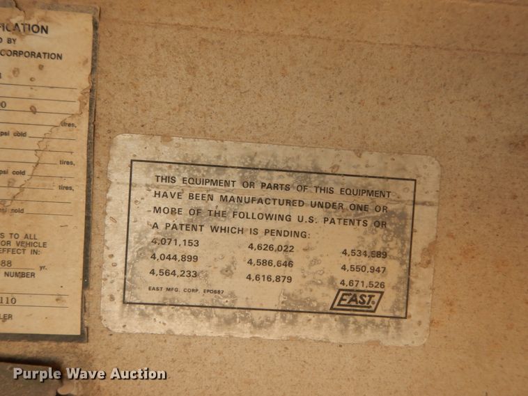 image for item DC2032 1988 East  end dump trailer