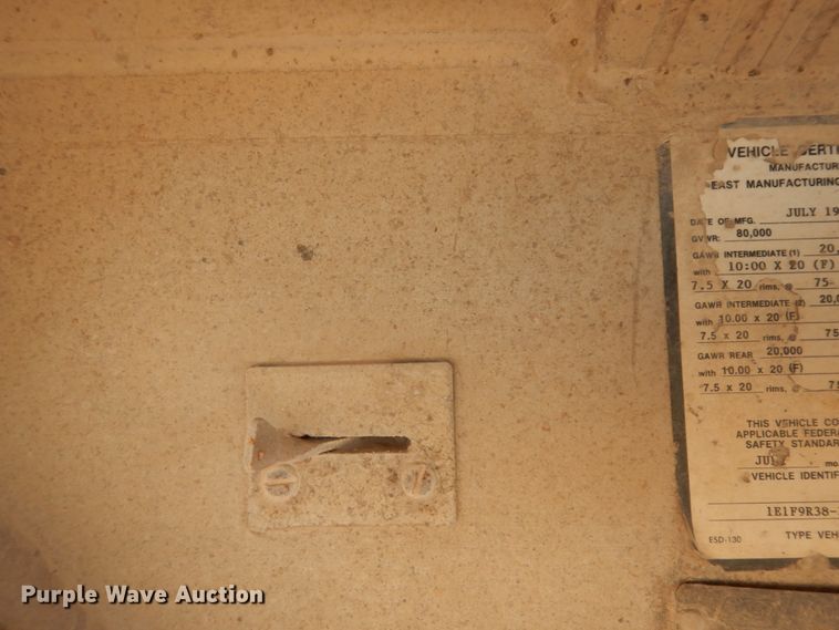 image for item DC2032 1988 East  end dump trailer