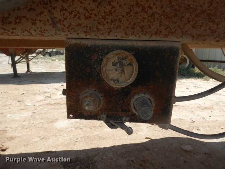 image for item DC2032 1988 East  end dump trailer