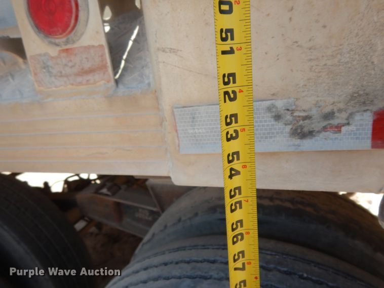 image for item DC2032 1988 East  end dump trailer