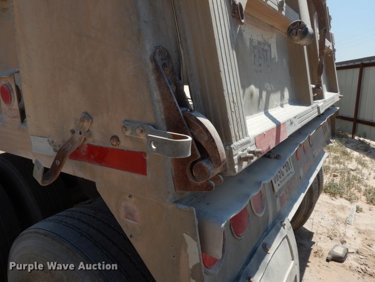 image for item DC2032 1988 East  end dump trailer