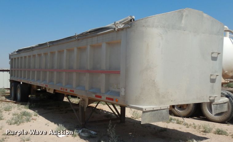 image for item DC2033 1994 Vant S-102-39  end dump trailer