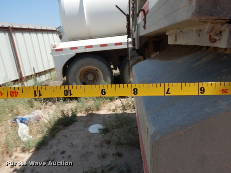 image for item DC2033 1994 Vant S-102-39  end dump trailer