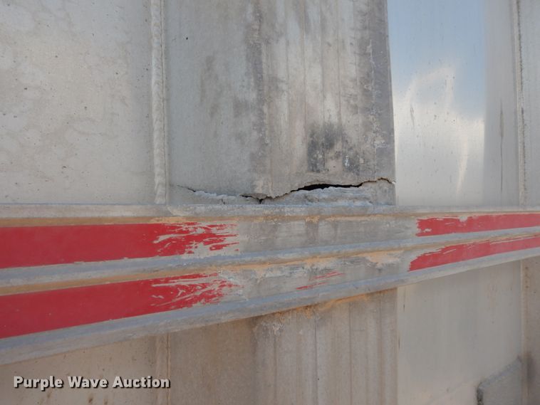 image for item DC2033 1994 Vant S-102-39  end dump trailer