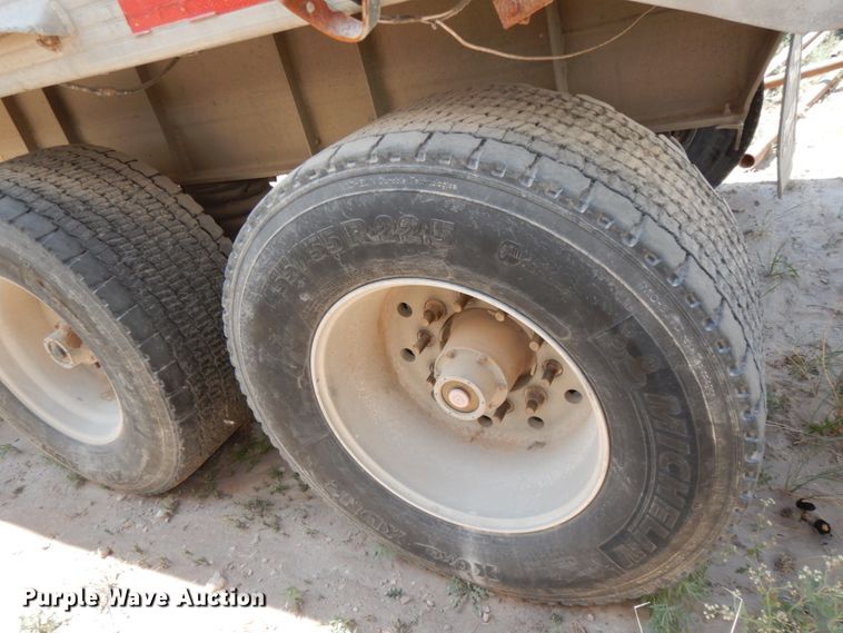 image for item DC2033 1994 Vant S-102-39  end dump trailer