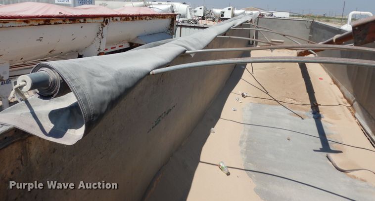 image for item DC2033 1994 Vant S-102-39  end dump trailer