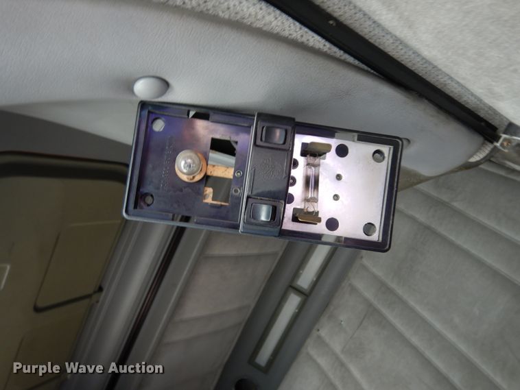 image for item DC2035 2001 Freightliner FLD120 Classic  semi truck