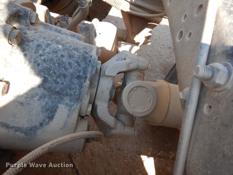 image for item DC2036 2008 Freightliner Columbia 120  semi truck