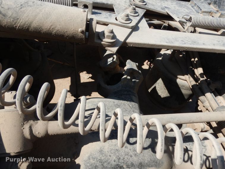 image for item DC2036 2008 Freightliner Columbia 120  semi truck