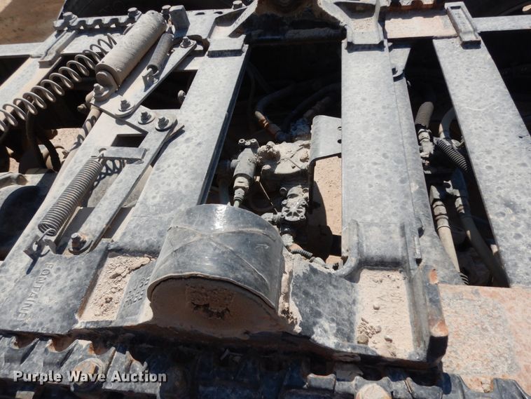 image for item DC2036 2008 Freightliner Columbia 120  semi truck