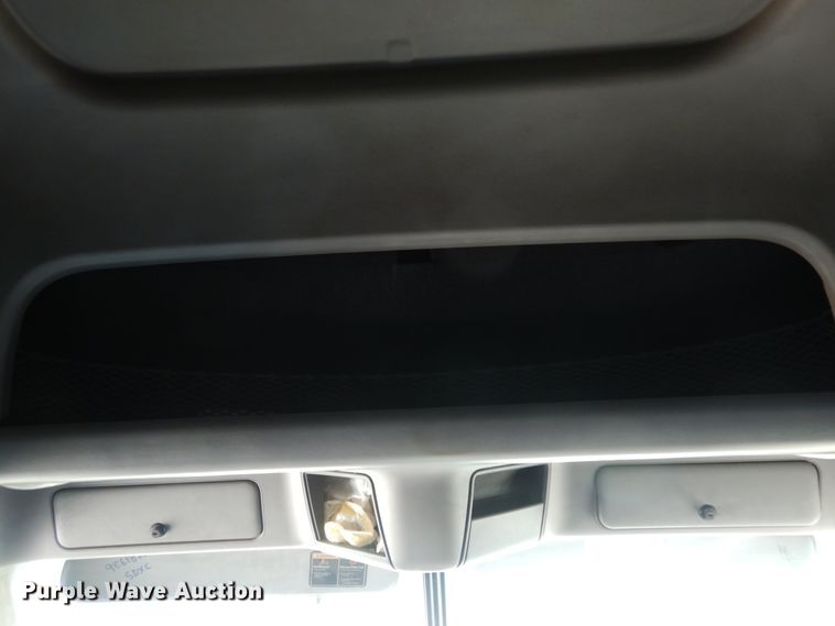 image for item DC2036 2008 Freightliner Columbia 120  semi truck