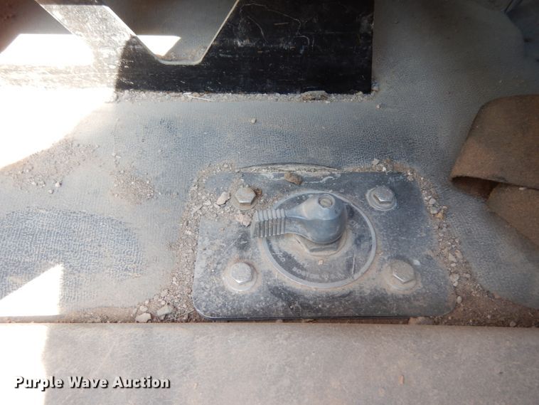 image for item DC2037 2009 Freightliner Cascadia 125  semi truck