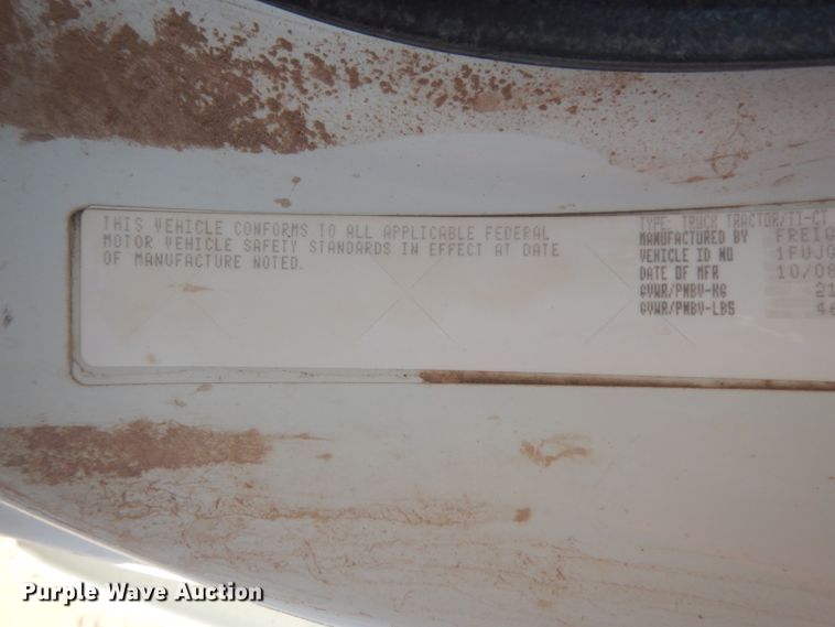 image for item DC2037 2009 Freightliner Cascadia 125  semi truck