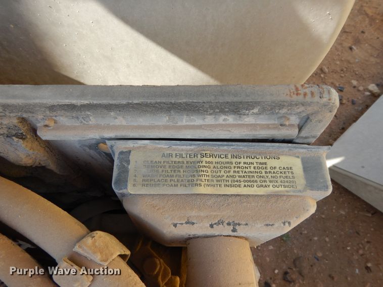 image for item DC2037 2009 Freightliner Cascadia 125  semi truck