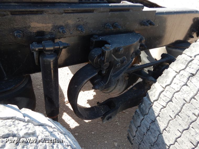 image for item DC2038 2009 Peterbilt 387  semi truck