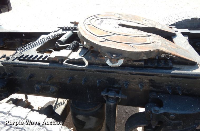 image for item DC2038 2009 Peterbilt 387  semi truck