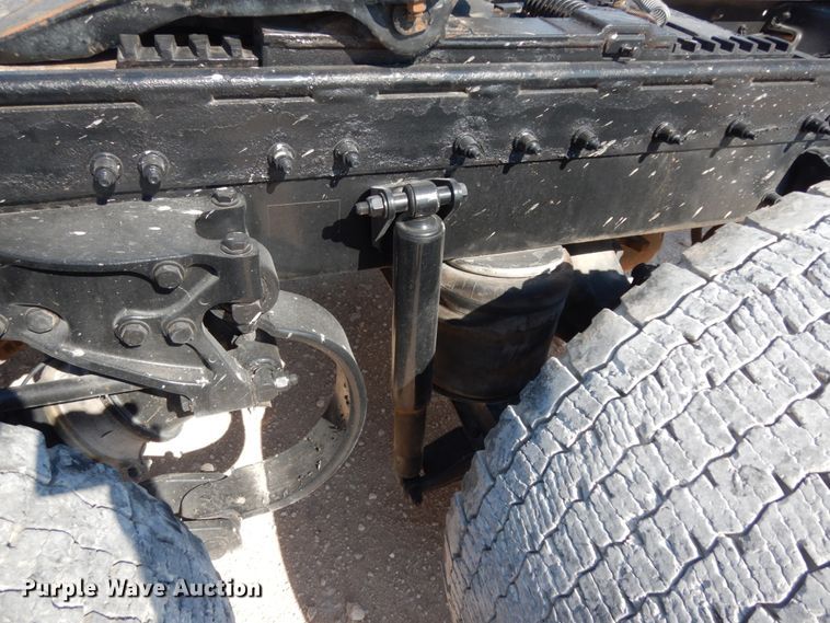 image for item DC2038 2009 Peterbilt 387  semi truck