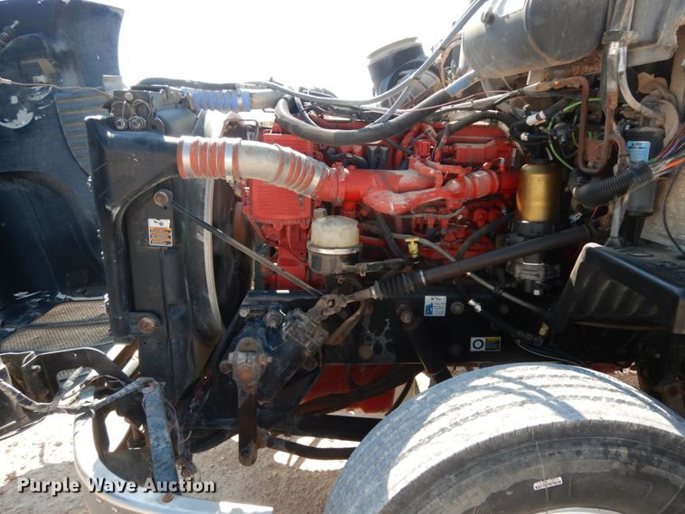 image for item DC2038 2009 Peterbilt 387  semi truck