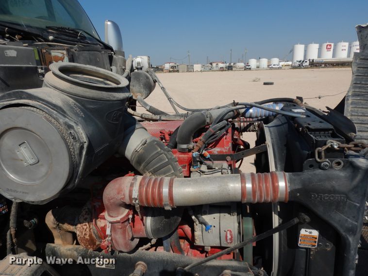 image for item DC2038 2009 Peterbilt 387  semi truck