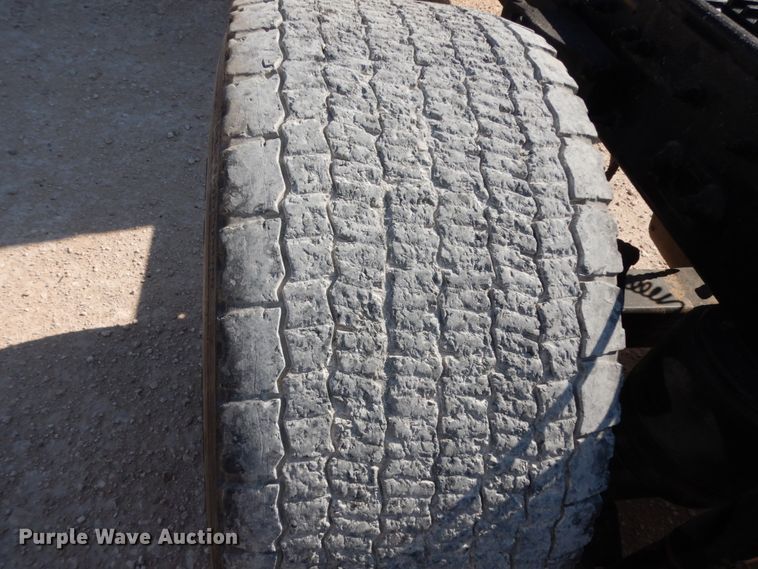 image for item DC2038 2009 Peterbilt 387  semi truck