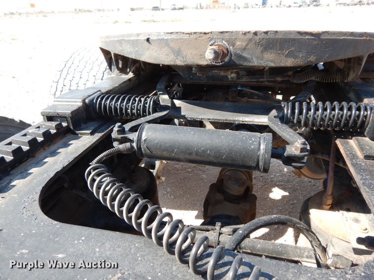 image for item DC2038 2009 Peterbilt 387  semi truck