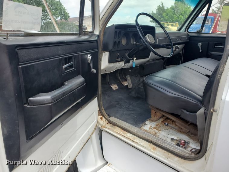 image for item DI5136 1981 Chevrolet C70  crane truck