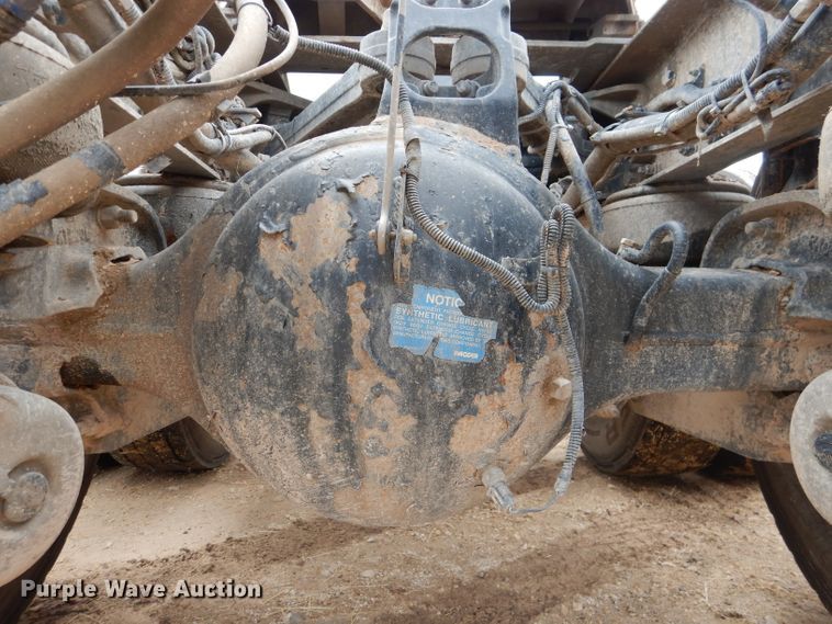 image for item DJ8850 2016 Kenworth T680  semi truck