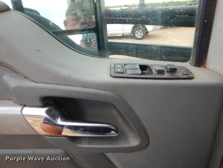 image for item DJ8850 2016 Kenworth T680  semi truck