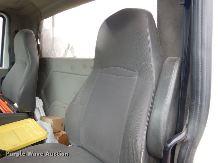 image for item DL0411 2010 International ProStar  semi truck