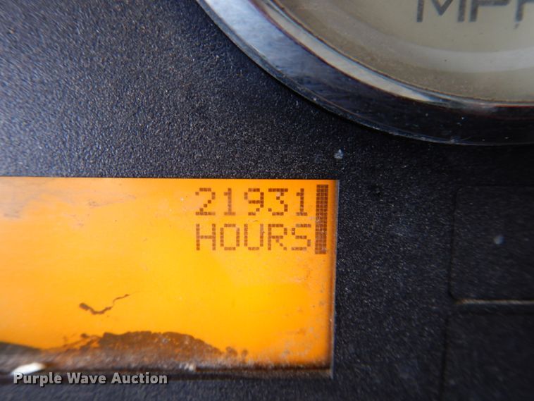 image for item DL0411 2010 International ProStar  semi truck