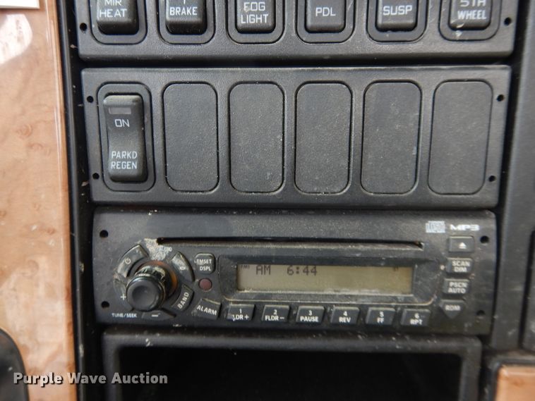 image for item DL0411 2010 International ProStar  semi truck