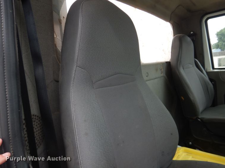 image for item DL0411 2010 International ProStar  semi truck