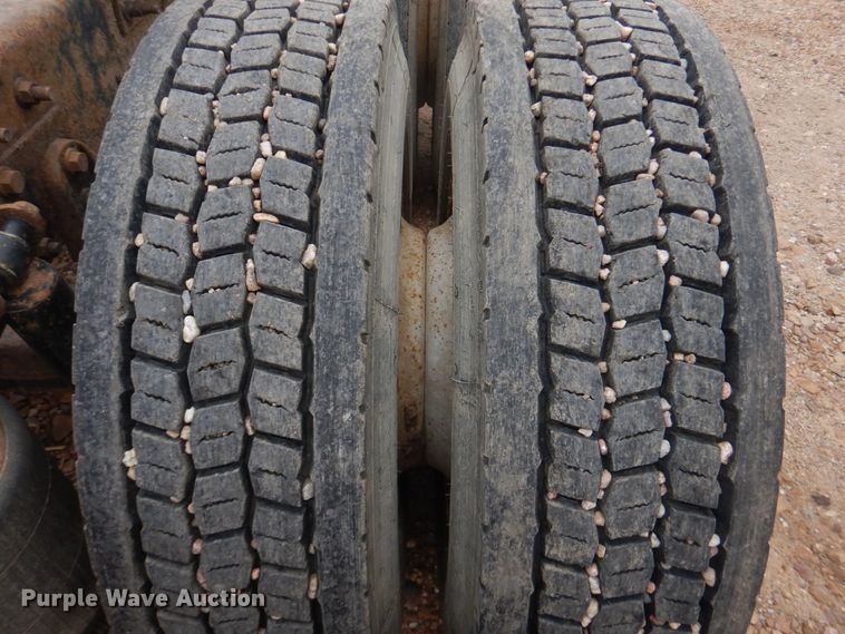 image for item DL0411 2010 International ProStar  semi truck