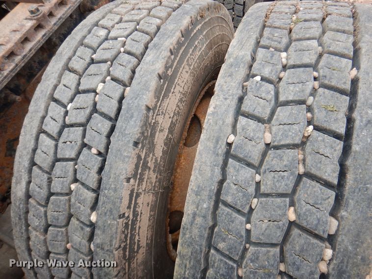 image for item DL0411 2010 International ProStar  semi truck