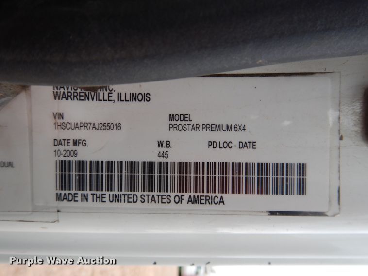 image for item DL0411 2010 International ProStar  semi truck