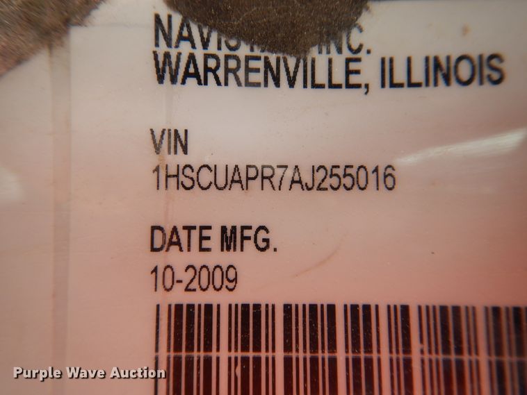 image for item DL0411 2010 International ProStar  semi truck