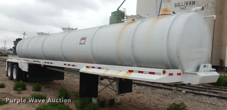 image for item DL0418 2005 Eagle  tank trailer