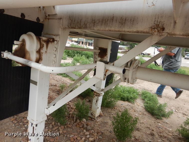 image for item DL0418 2005 Eagle  tank trailer