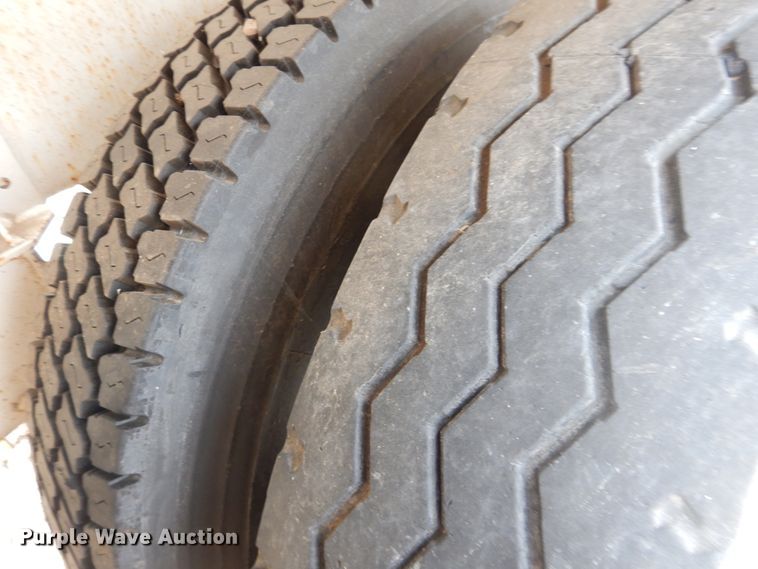 image for item DL0418 2005 Eagle  tank trailer