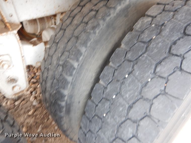 image for item DL0418 2005 Eagle  tank trailer