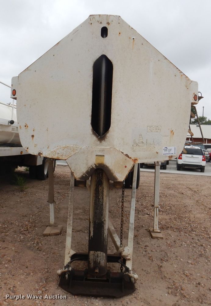 image for item DL0421 2007 Clement Starlite  end dump trailer