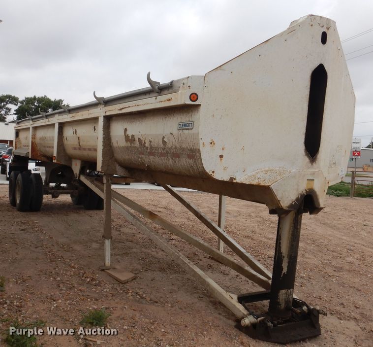 image for item DL0421 2007 Clement Starlite  end dump trailer