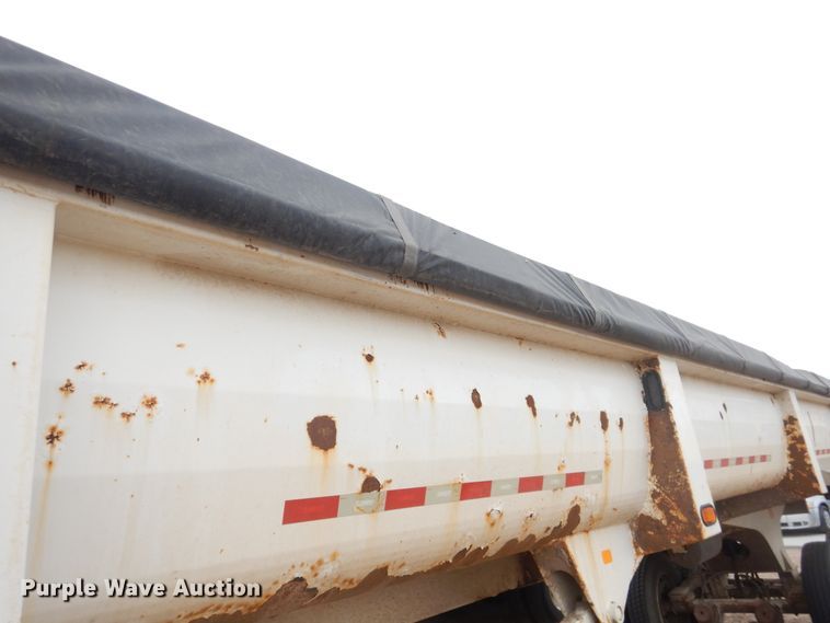 image for item DL0421 2007 Clement Starlite  end dump trailer